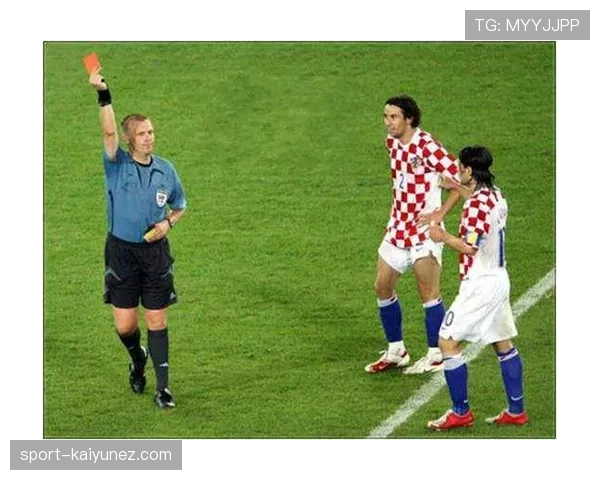 停赛规则如何触发？一文拆解黄牌累积与红牌直停的判罚逻辑