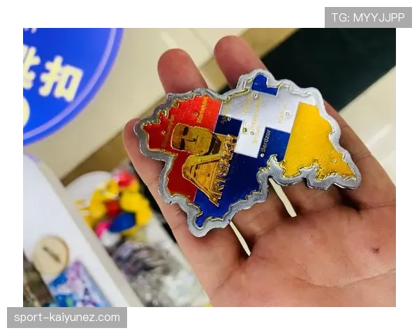 乔恩·琼斯家里冰箱贴都是金箔的？