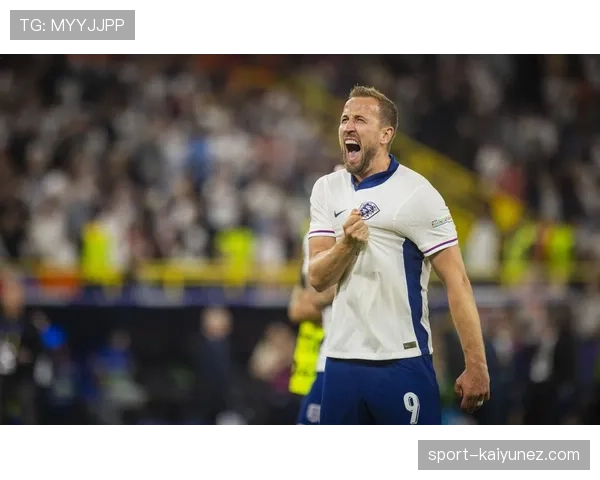 哈里·凯恩能否比肩历史顶级中锋？能力维度与历史定位解析